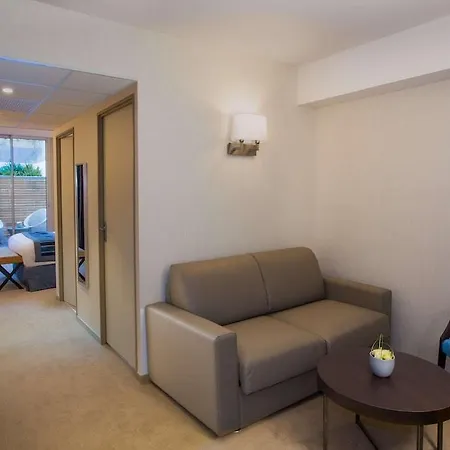 Le Rive Droite &