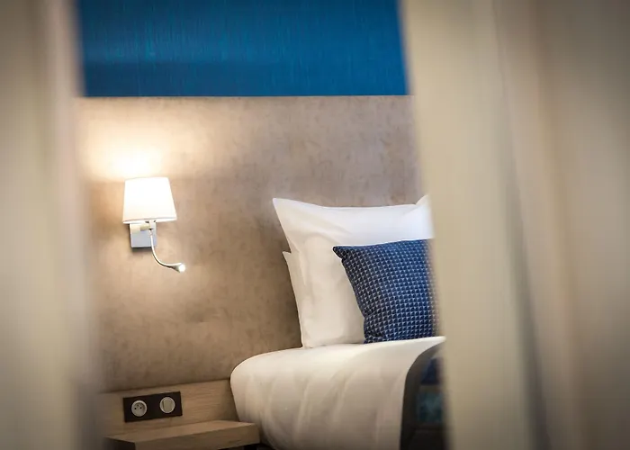 Szálloda Le Rive Droite & 4*