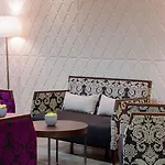 Le Rive Droite & 4* 루르드