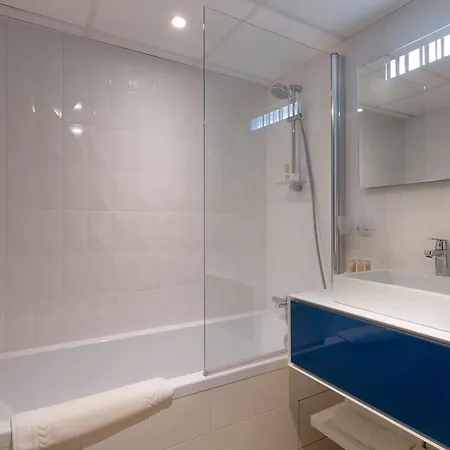 Best Western Plus Le Rive Droite & Spa 4* Лурд