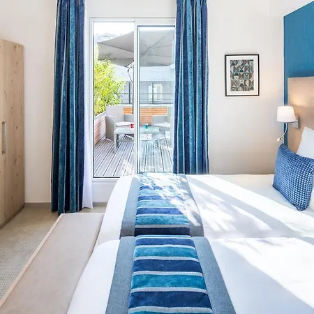 Best Western Plus Le Rive Droite & Spa Отель Лурд