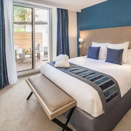 Best Western Plus Le Rive Droite & Spa 4* Лурд