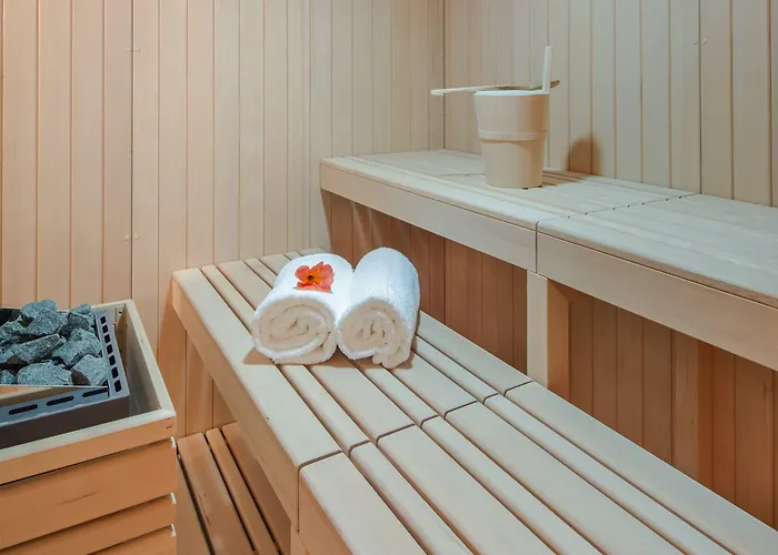 Hotel Le Rive Droite & Lourdes