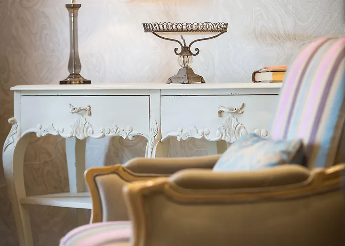 Le Rive Droite & Hotel Lourdes