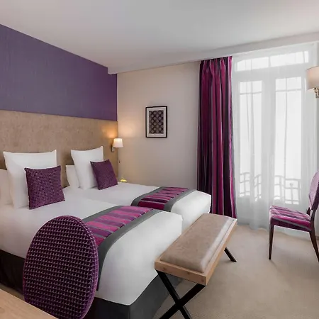 Otel Le Rive Droite & 4*