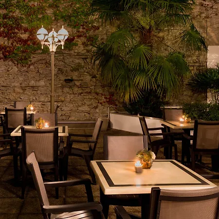 Le Rive Droite & Otel 4*